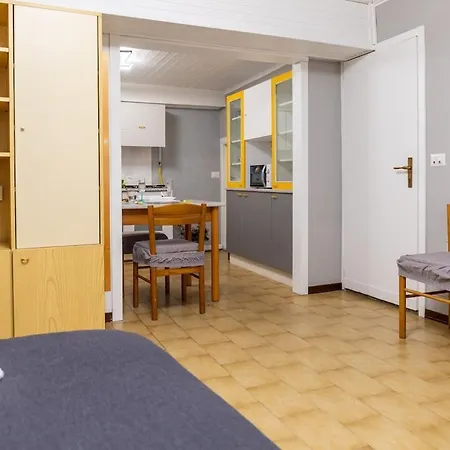 דירה Casa Di Franco Di בלאנו